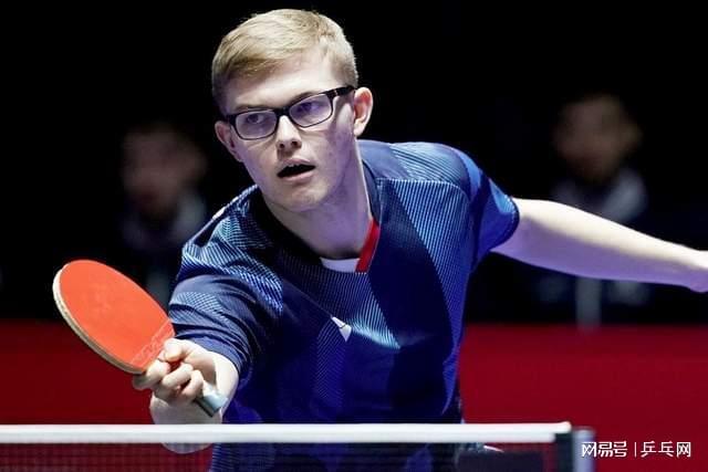 的多个层面 的多个层面