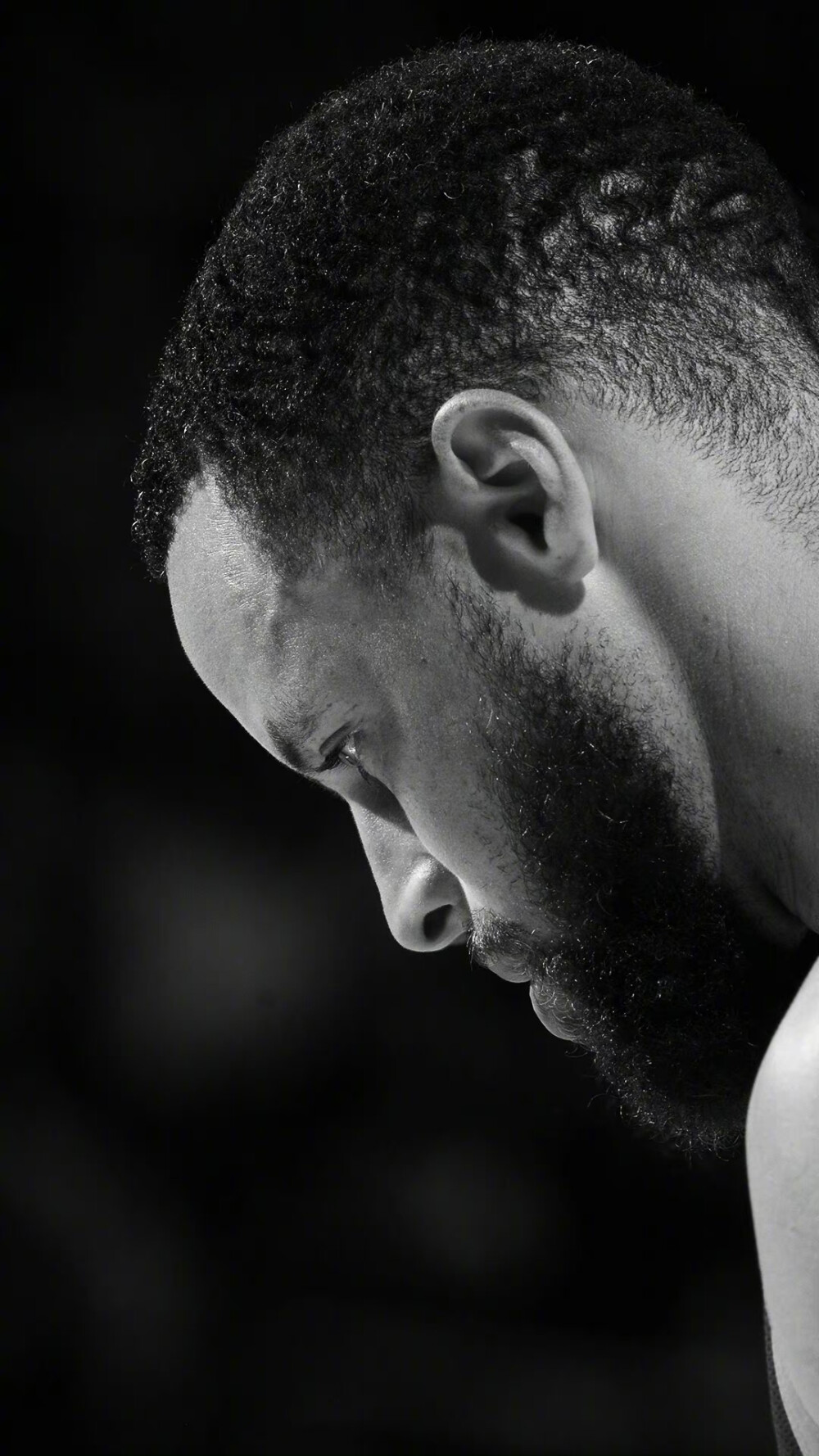 于援助落后 于援助落后