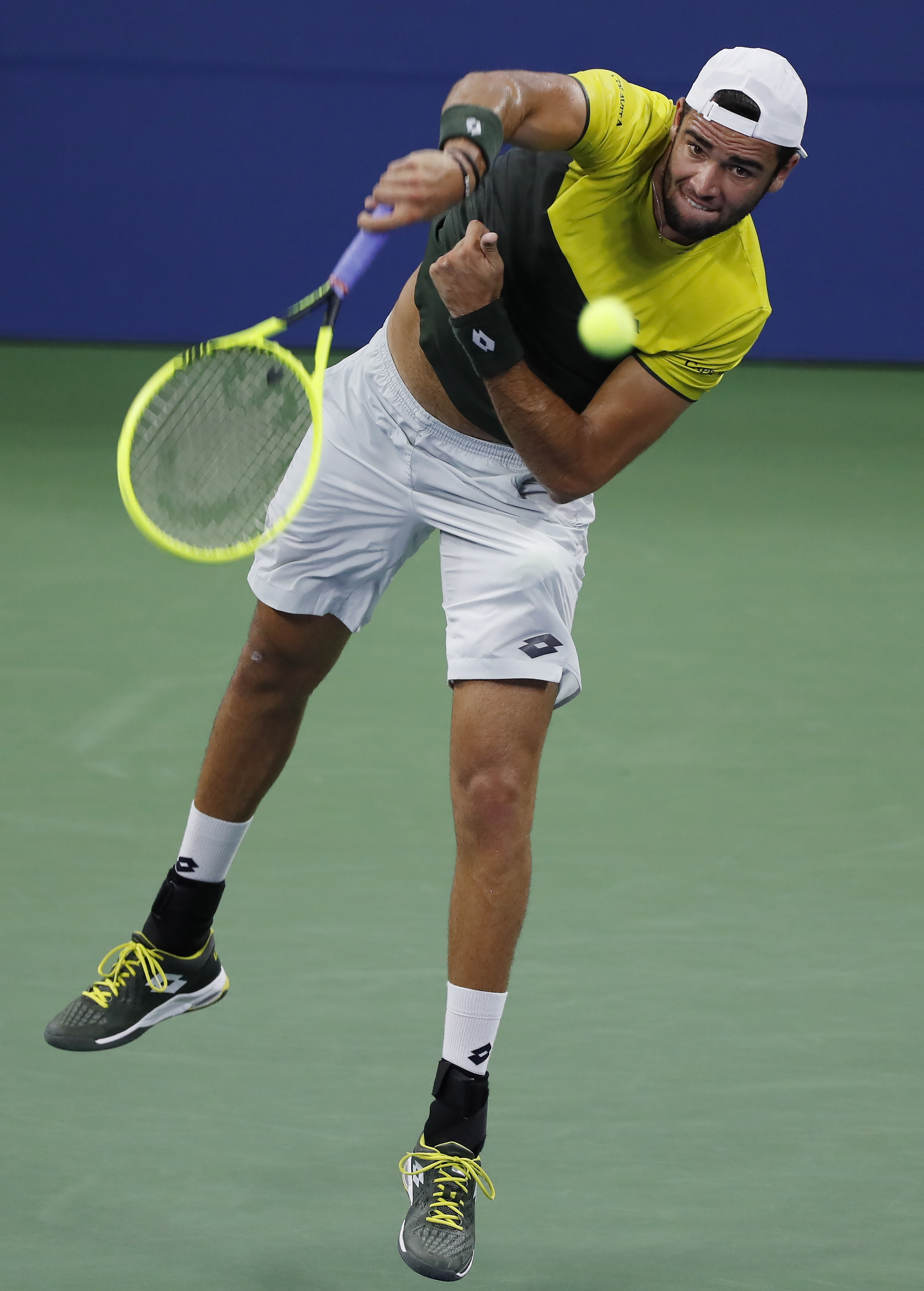 对运动员多 对运动员多